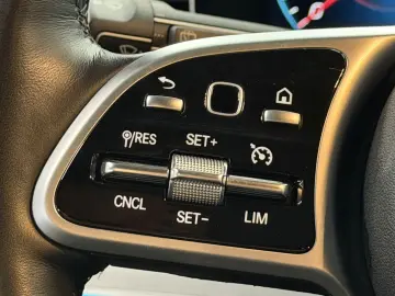 MERCEDES-BENZ GLE 300 d 4Matic 9G-TRONIC   360  Kamera