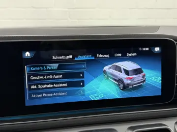 MERCEDES-BENZ GLE 300 d 4Matic 9G-TRONIC   360  Kamera