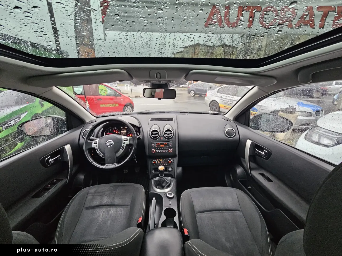 Nissan Qashqai 2 (7 locuri) 4x4 2.0dci 150 cai