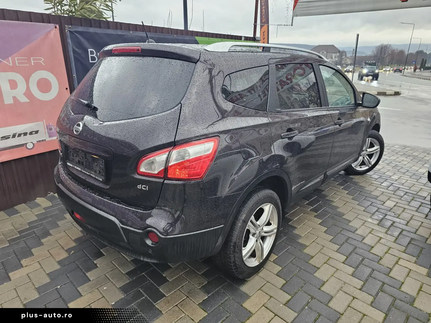 Nissan Qashqai 2 (7 locuri) 4x4 2.0dci 150 cai