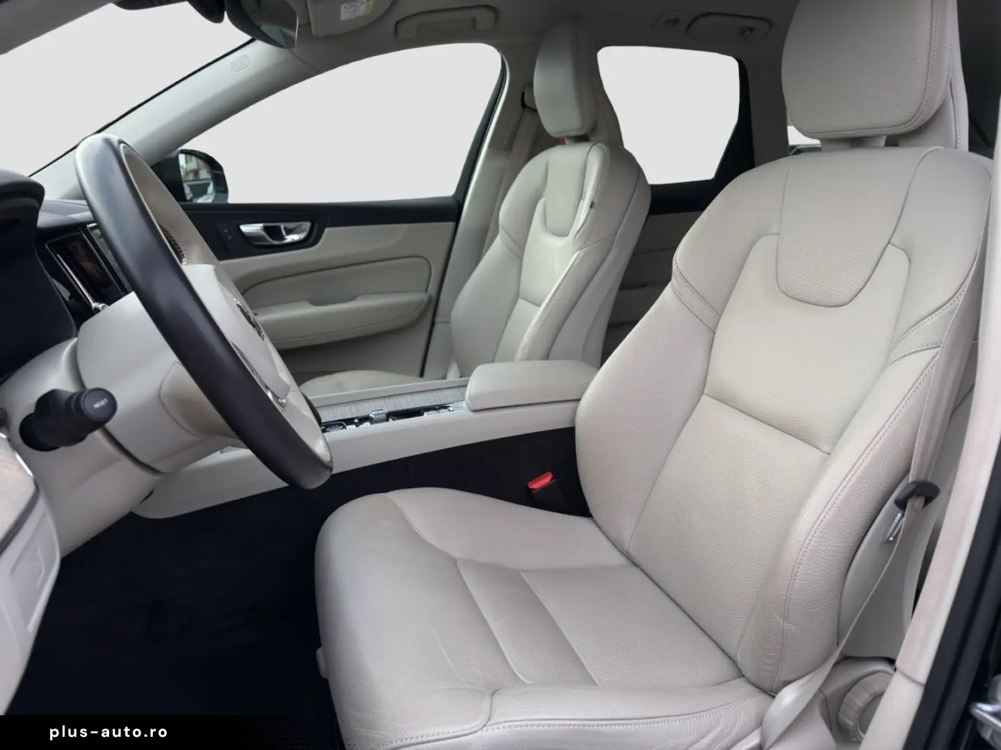 VOLVO XC60 B4 Core Leder Navi LED Kam el.HKL hzb.LK