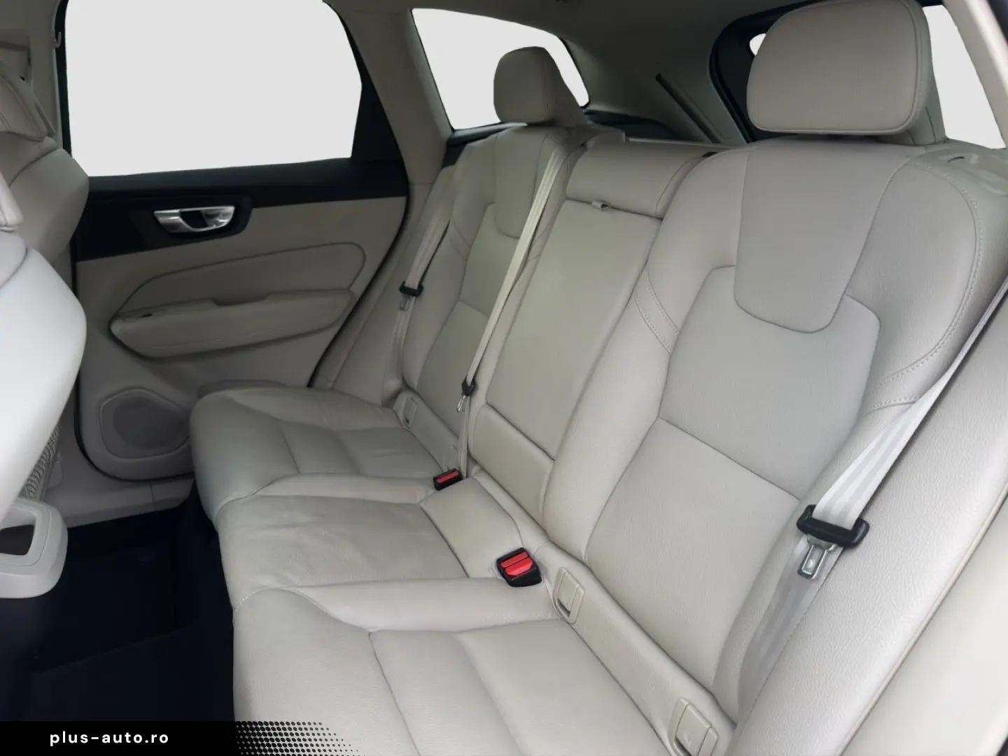 VOLVO XC60 B4 Core Leder Navi LED Kam el.HKL hzb.LK