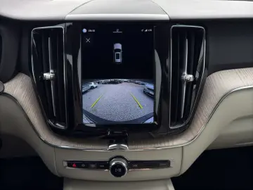 VOLVO XC60 B4 Core Leder Navi LED Kam el.HKL hzb.LK