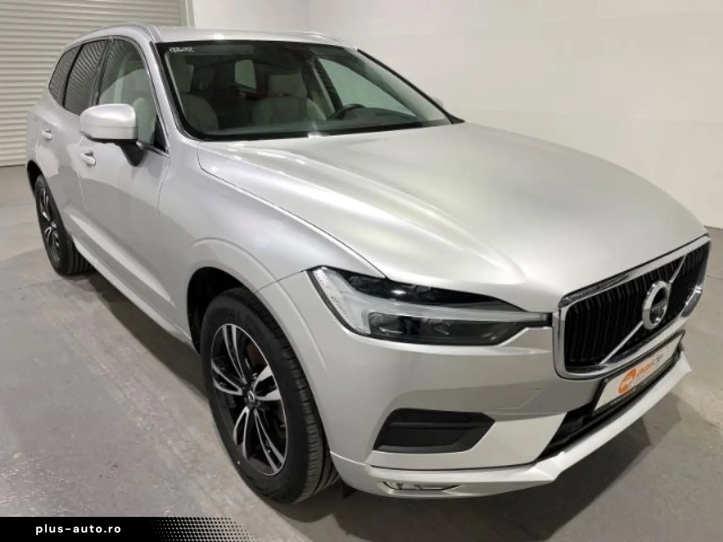 VOLVO XC60 B4 Diesel Momentum Pro Automatik EU6 Leder