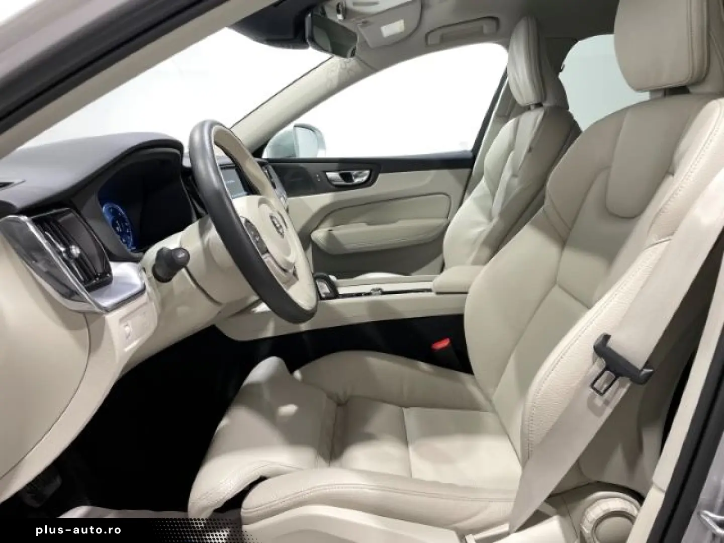 VOLVO XC60 B4 Diesel Momentum Pro Automatik EU6 Leder