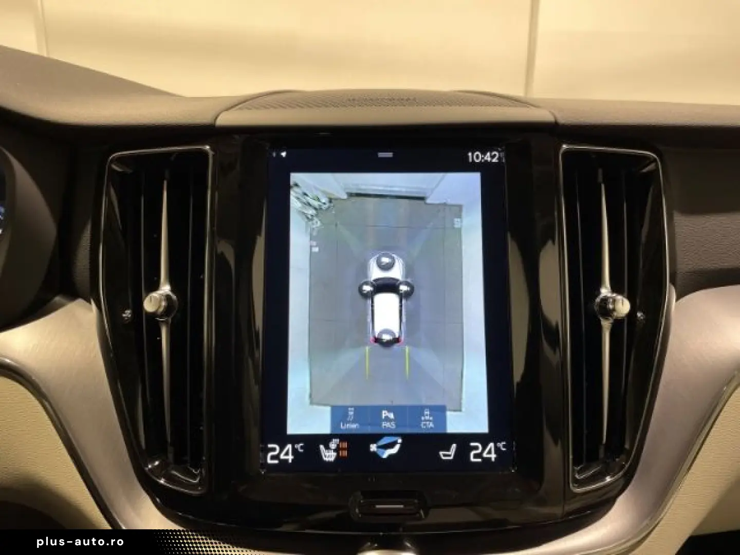 VOLVO XC60 B4 Diesel Momentum Pro Automatik EU6 Leder