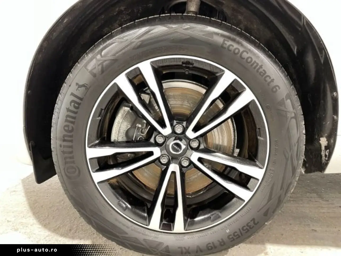 VOLVO XC60 B4 Diesel Momentum Pro Automatik EU6 Leder