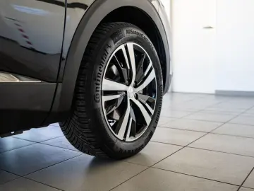PEUGEOT 3008 GT Hybrid 136 e-DSC6 ACC LED KAMERA