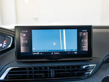 PEUGEOT 3008 GT Hybrid 136 e-DSC6 ACC LED KAMERA
