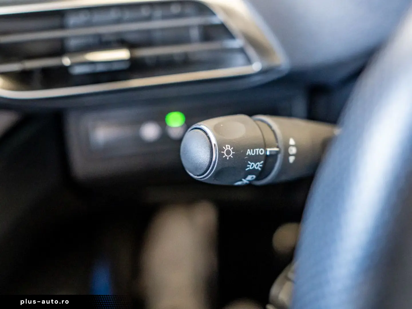 PEUGEOT 3008 GT Hybrid 136 e-DSC6 ACC LED KAMERA