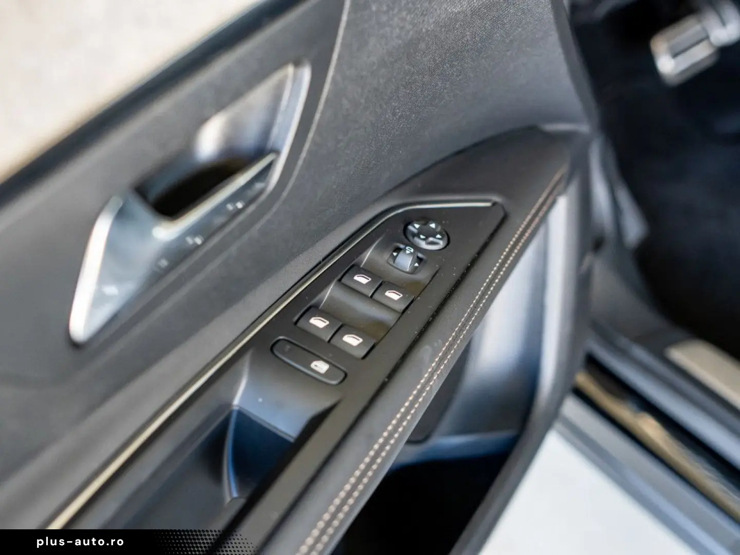 PEUGEOT 3008 GT Hybrid 136 e-DSC6 ACC LED KAMERA