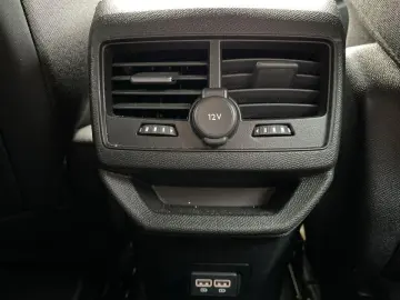PEUGEOT 3008 Hybrid 136 GT e-DSC Navi LED R-Kam