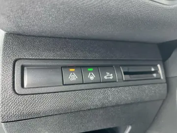 PEUGEOT 3008 Hybrid 136 GT e-DSC Navi LED R-Kam