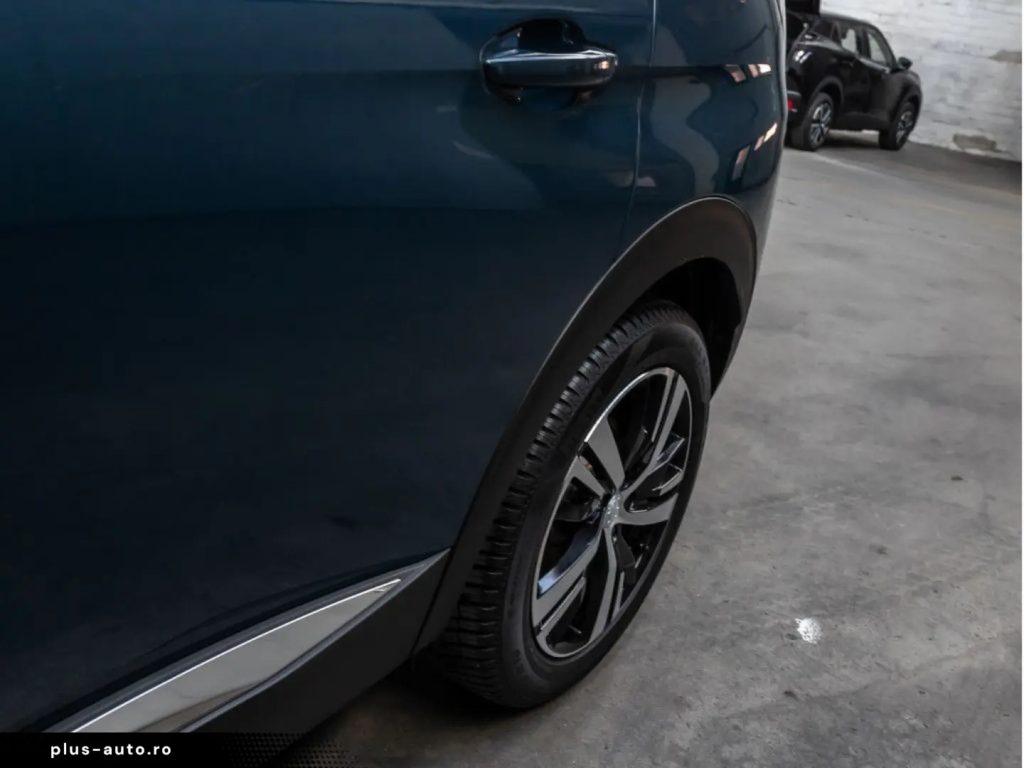 PEUGEOT 3008 GT HYBRID 136 e-DSC6 ACC LED NAVI KAMERA BT