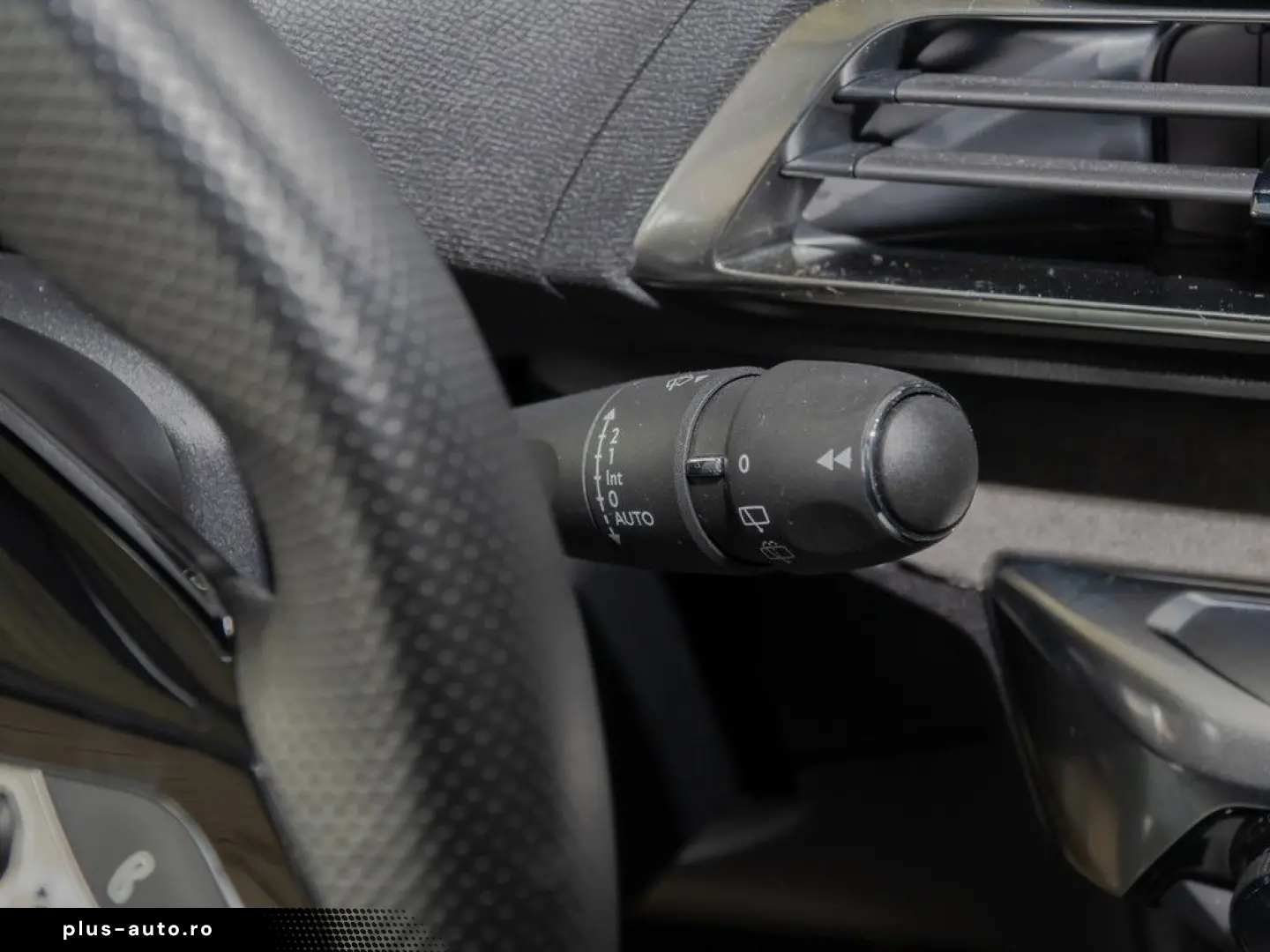 PEUGEOT 3008 GT Hybrid 136 e-DSC6 ACC LED NAVI