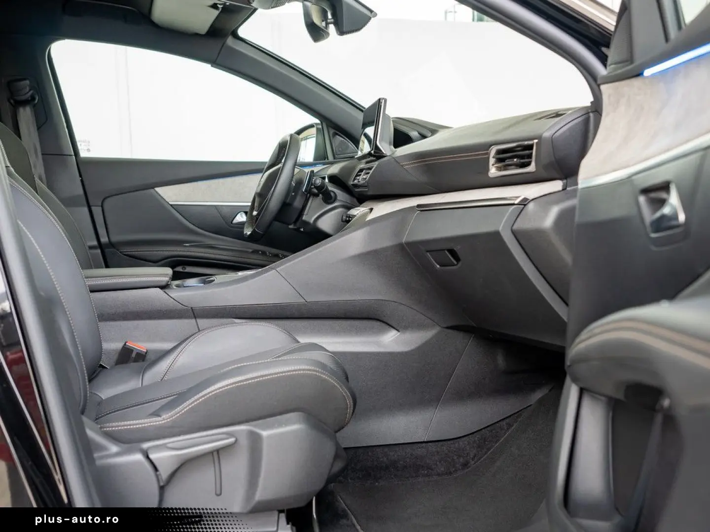 PEUGEOT 3008 GT Hybrid 136 e-DSC6 ACC LED NAVI