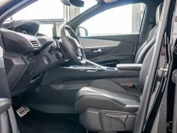 PEUGEOT 3008 GT Hybrid 136 e-DSC6 ACC LED NAVI