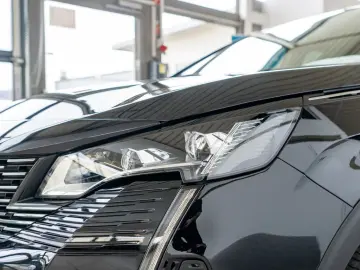 PEUGEOT 3008 GT Hybrid 136 e-DSC6 ACC LED NAVI