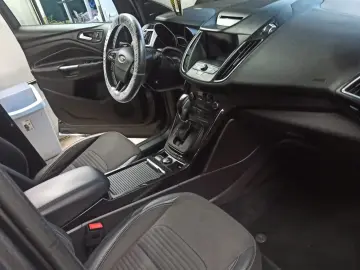 Ford Kuga 4WD  150cp