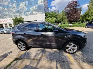 Ford Kuga 4WD  Titanium 2.0 TDCI 150CP aut. Xen Pachet Iarnă