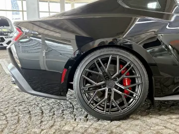 FORD Mustang 5.0 V8 GT Autom. Ford Garantie   20 Zoll