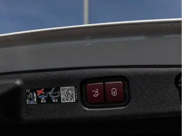 MERCEDES-BENZ E 53 AMG Hybrid 4M  DIGITAL Pano Burm