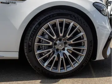 MERCEDES-BENZ E 53 AMG Hybrid 4M  DIGITAL Pano Burm