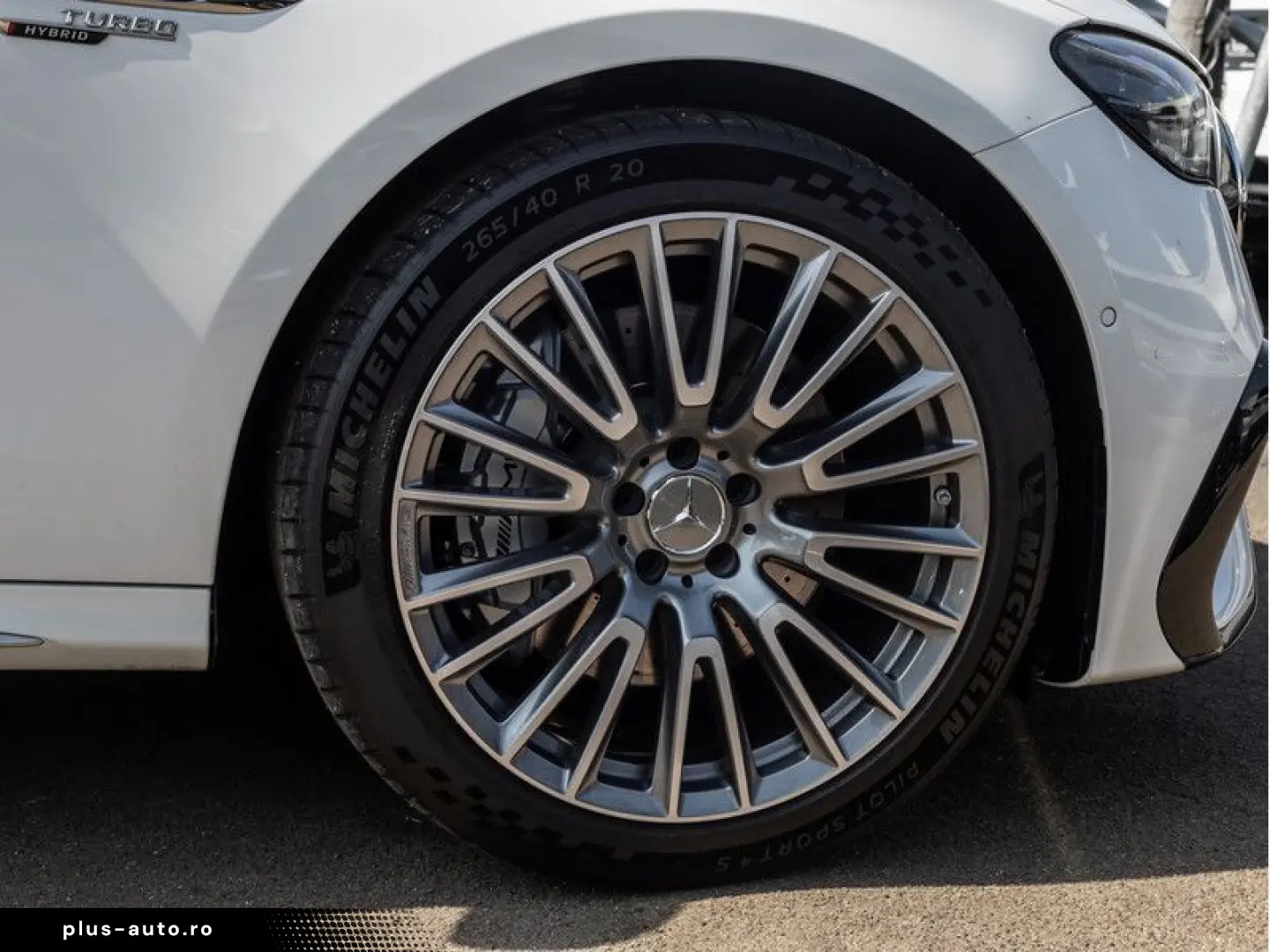 MERCEDES-BENZ E 53 AMG Hybrid 4M  DIGITAL Pano Burm