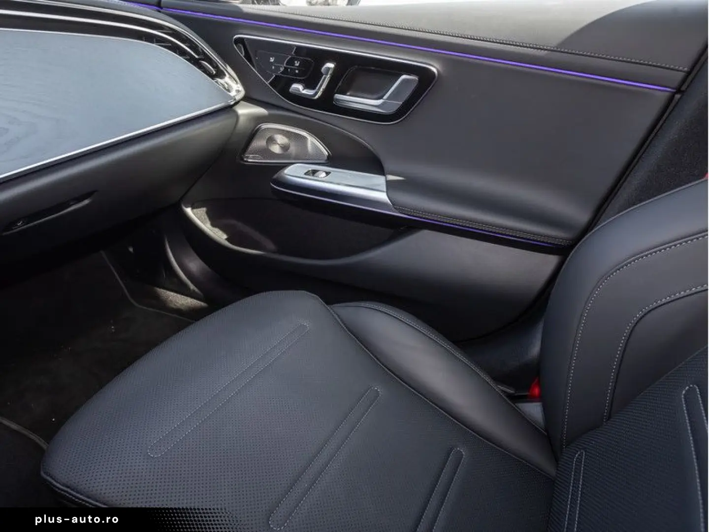 MERCEDES-BENZ E 53 AMG Hybrid 4M  DIGITAL Pano Burm