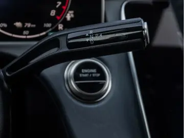 MERCEDES-BENZ E 53 AMG Hybrid 4M  DIGITAL Pano Burm