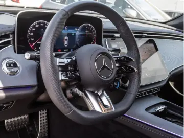 MERCEDES-BENZ E 53 AMG Hybrid 4M  DIGITAL Pano Burm