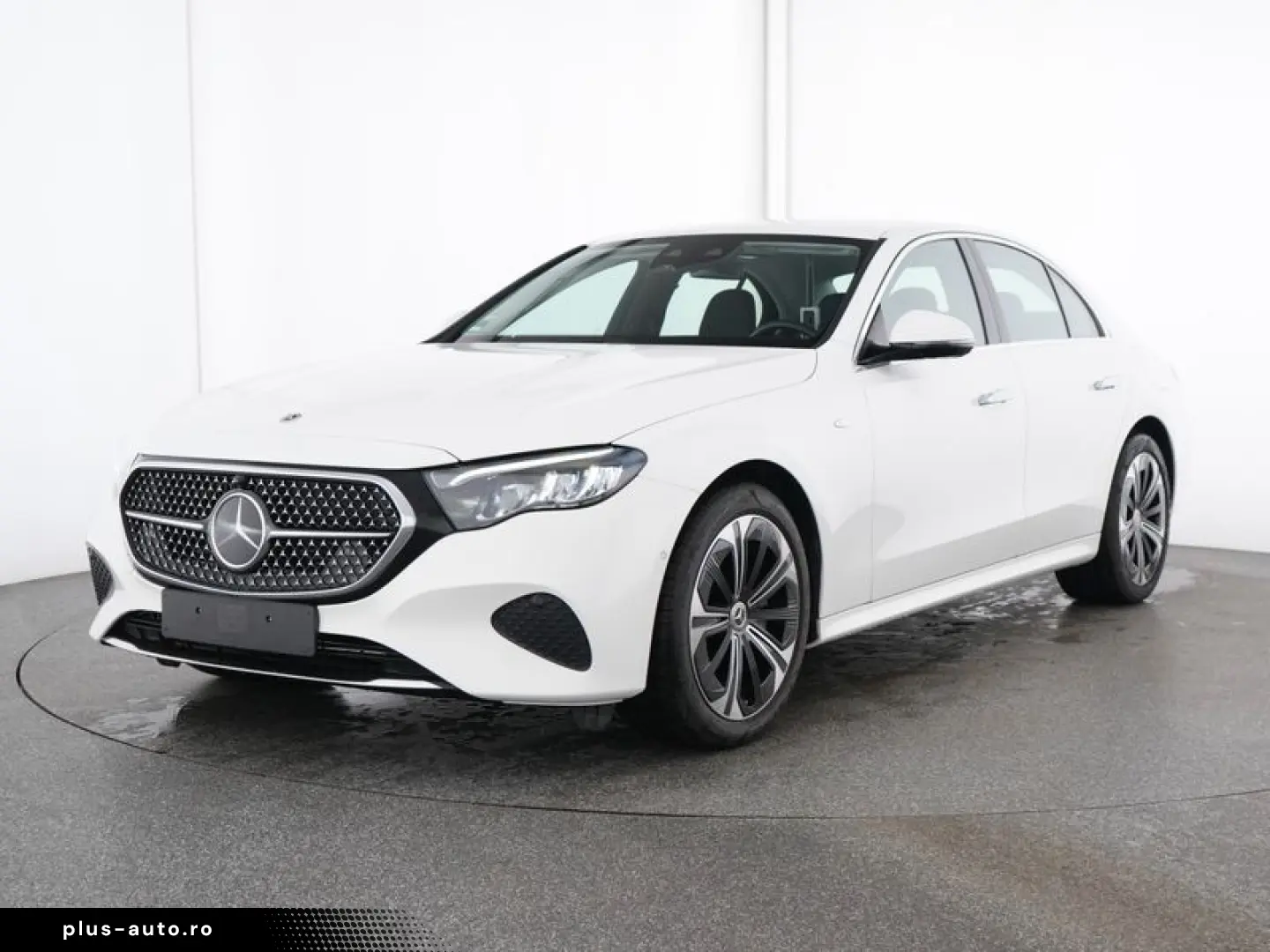 MERCEDES-BENZ E 300 e Avantgarde LED Distronic Kamera DAB