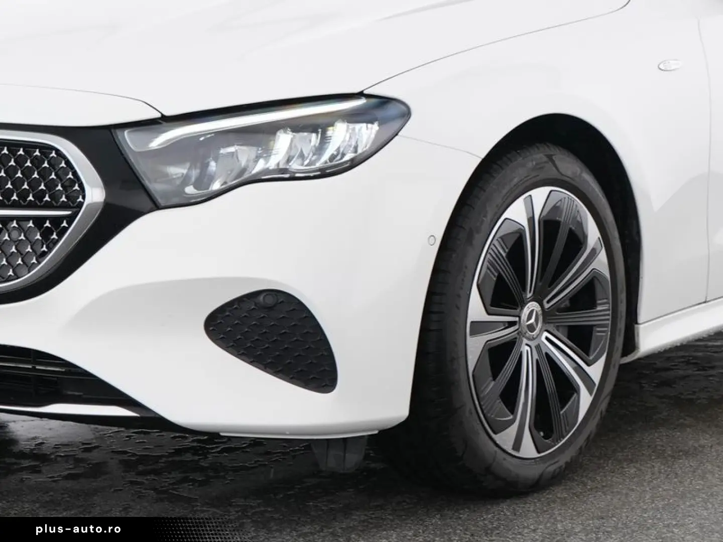 MERCEDES-BENZ E 300 e Avantgarde LED Distronic Kamera DAB