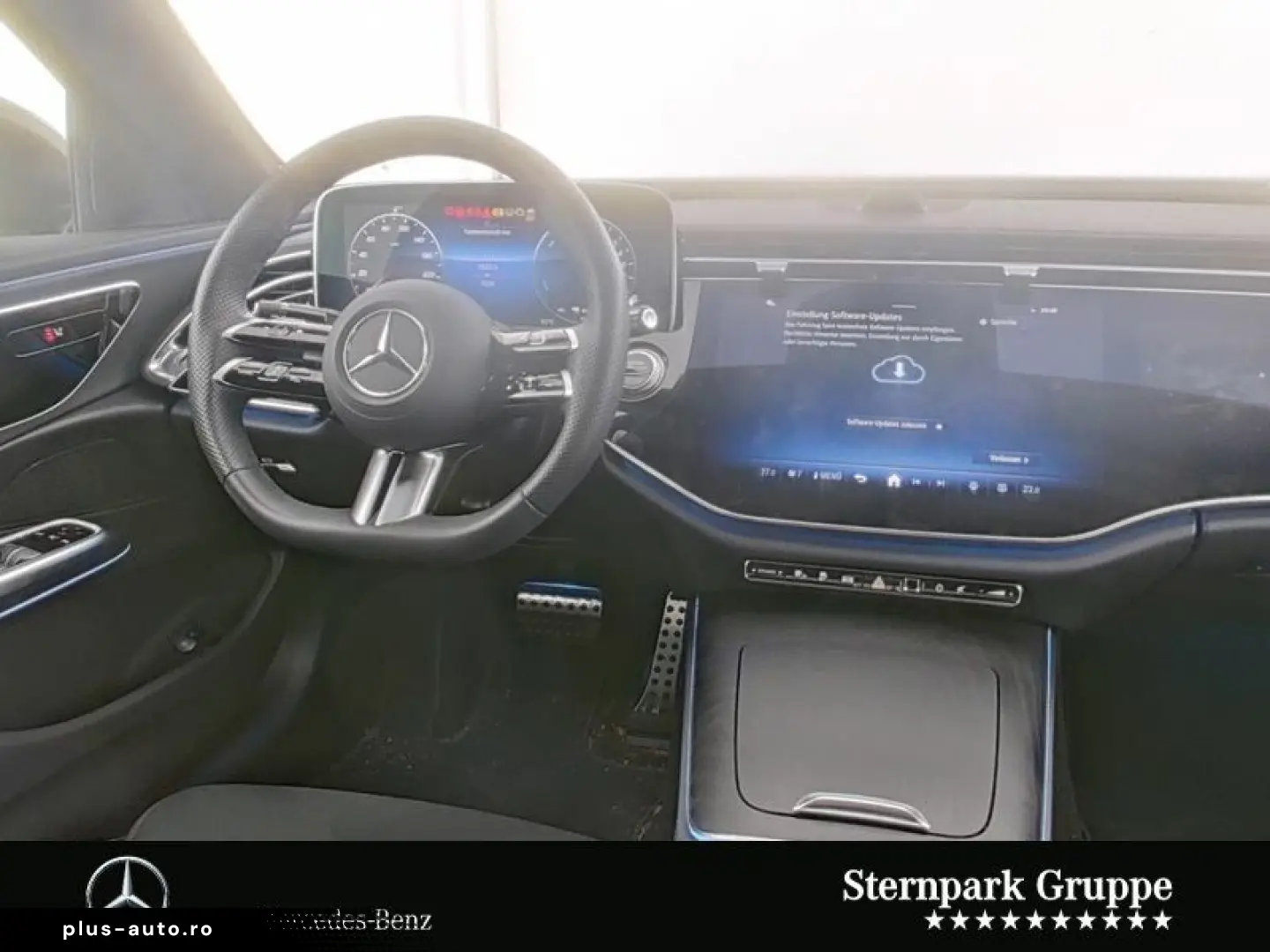 MERCEDES-BENZ E 300e  AMG Night Superscreen 20Zoll Distronic