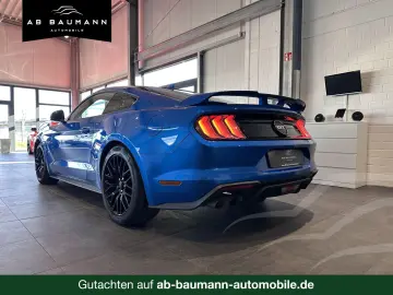 FORD Mustang GT B&O