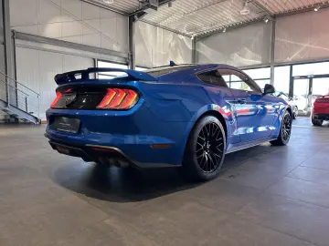 FORD Mustang GT B&O
