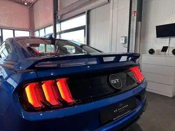 FORD Mustang GT B&O