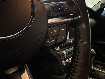 FORD Mustang GT B&O