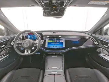 MERCEDES-BENZ E 53 AMG 4M  Premium Superscreen