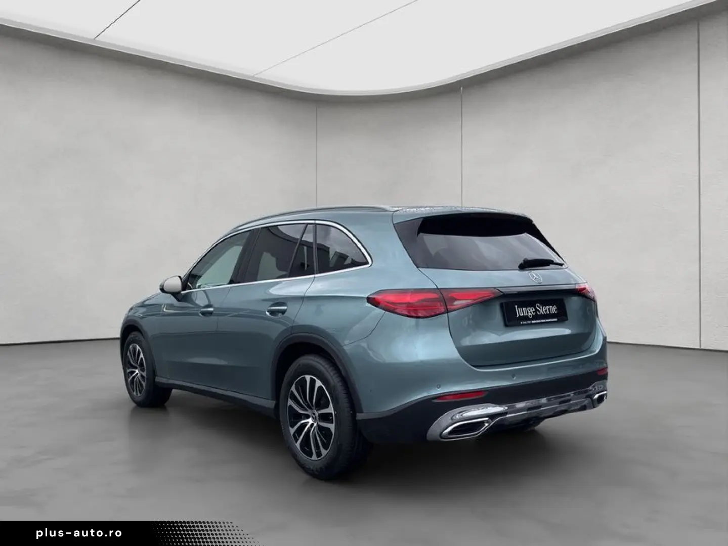 MERCEDES-BENZ GLC 200 Avantgarde Adv.Plus Pano AHK Sound