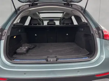 MERCEDES-BENZ GLC 200 Avantgarde Adv.Plus Pano AHK Sound