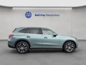 MERCEDES-BENZ GLC 200 Avantgarde Adv.Plus Pano AHK Sound