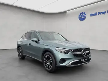 MERCEDES-BENZ GLC 200 Avantgarde Adv.Plus Pano AHK Sound
