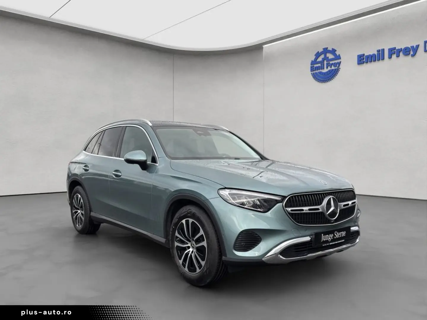MERCEDES-BENZ GLC 200 Avantgarde Adv.Plus Pano AHK Sound