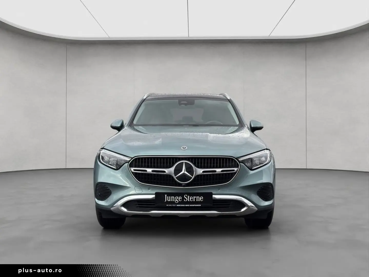 MERCEDES-BENZ GLC 200 Avantgarde Adv.Plus Pano AHK Sound
