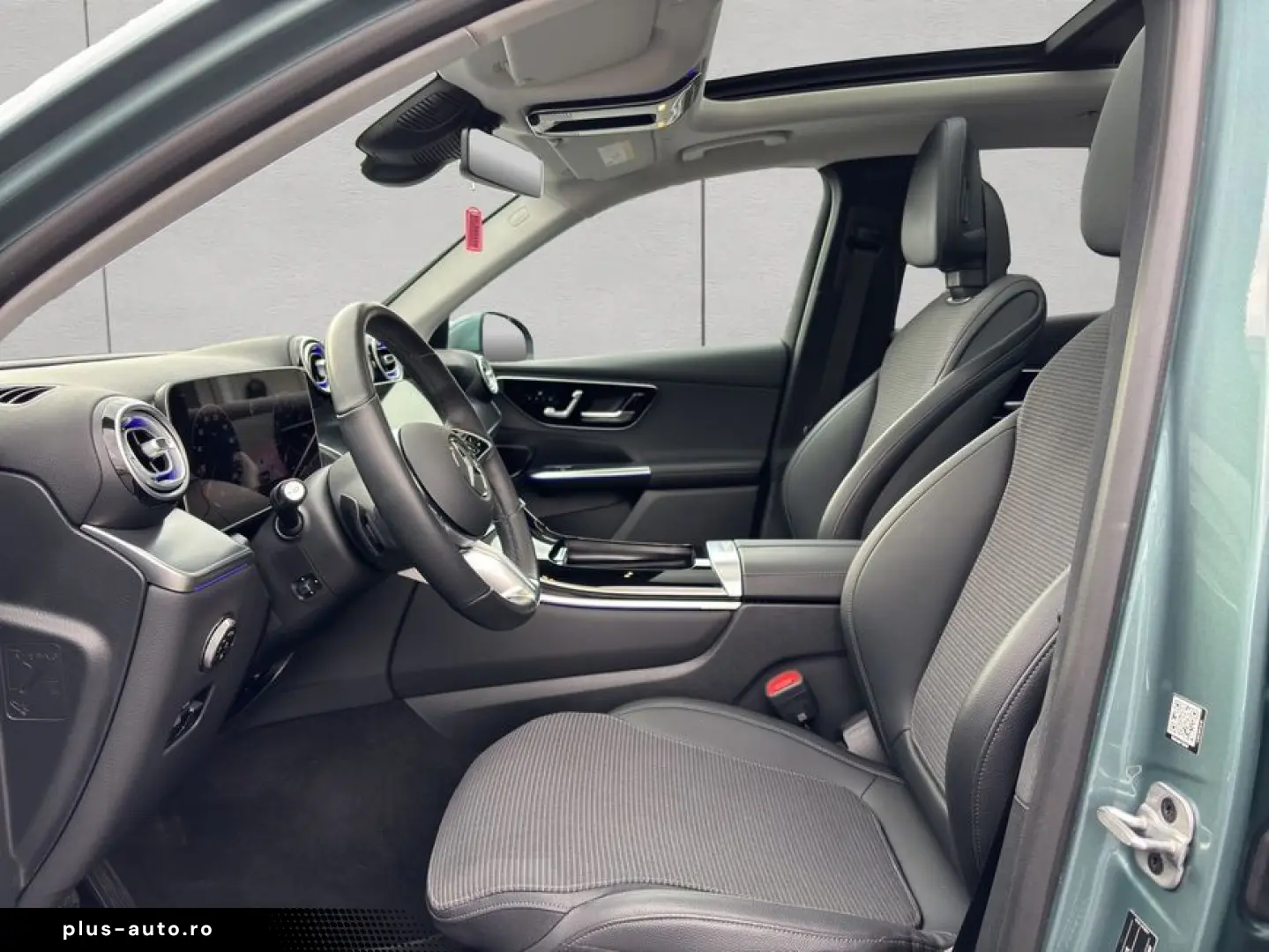 MERCEDES-BENZ GLC 200 Avantgarde Adv.Plus Pano AHK Sound