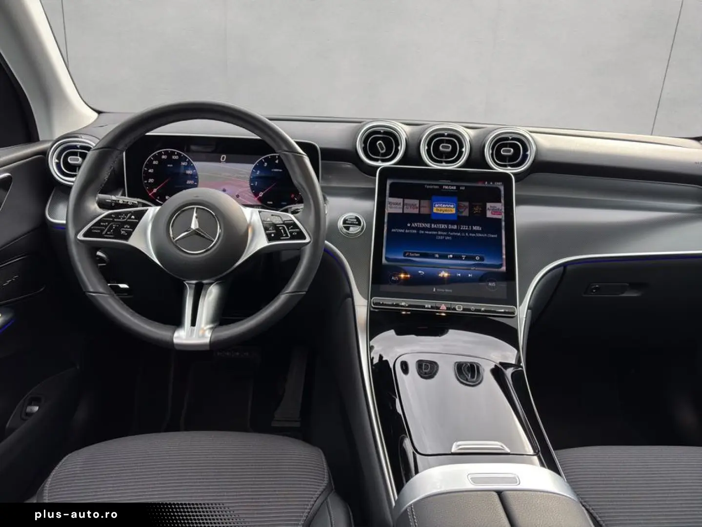 MERCEDES-BENZ GLC 200 Avantgarde Adv.Plus Pano AHK Sound