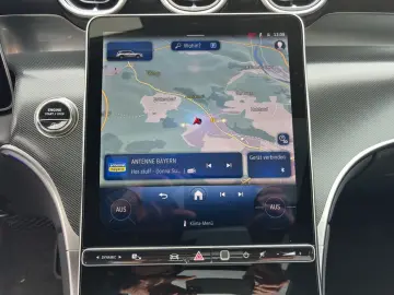 MERCEDES-BENZ GLC 200 Avantgarde Adv.Plus Pano AHK Sound