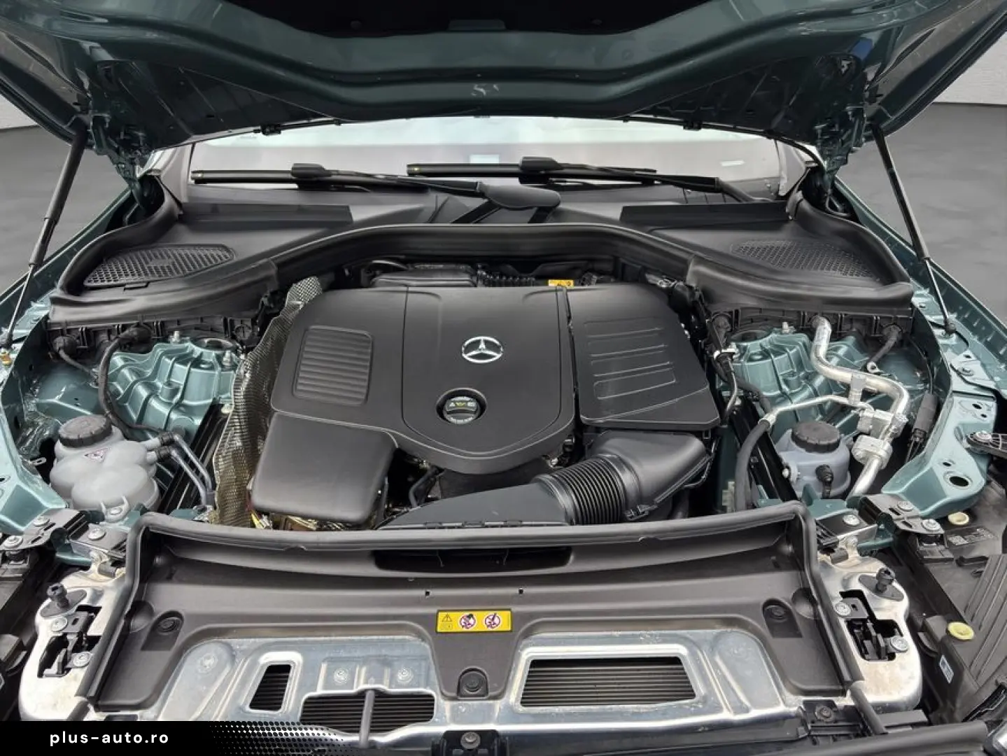 MERCEDES-BENZ GLC 200 Avantgarde Adv.Plus Pano AHK Sound