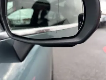 MERCEDES-BENZ GLC 200 Avantgarde Adv.Plus Pano AHK Sound